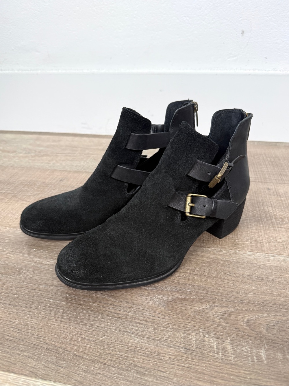 Isola Size 7 Darnell Black Suede Leather Cutout Buckle Ankle Boots